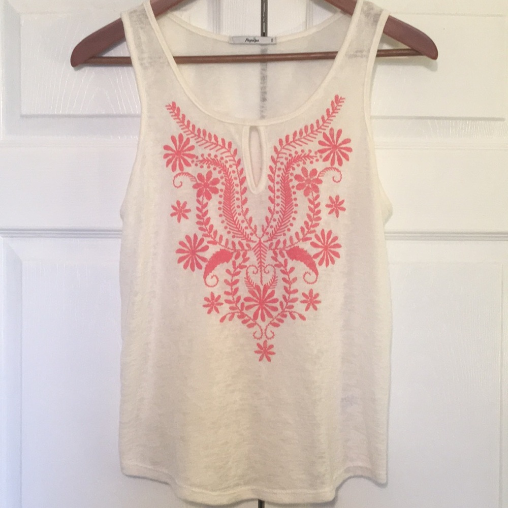 🌸Tribal flower print tank top🌸